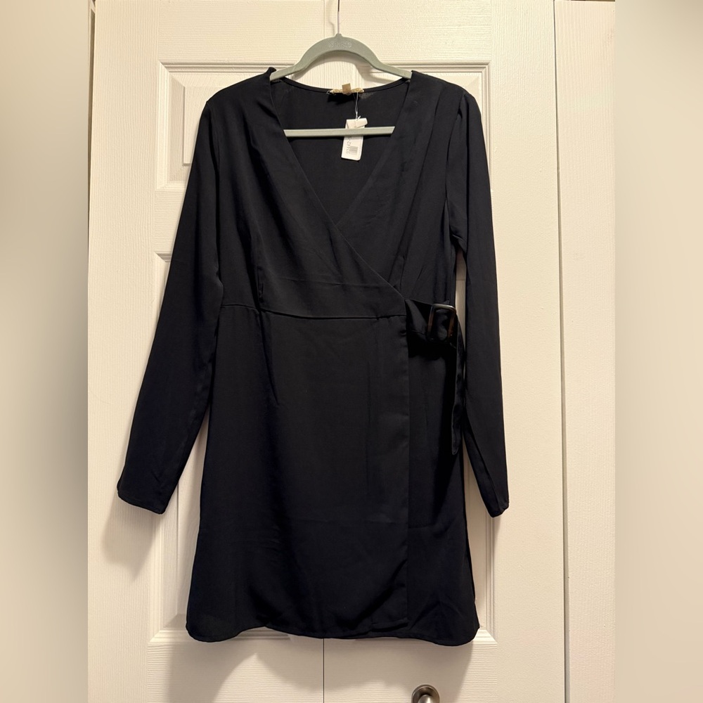 Eesome Classic Black Dress
